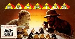 Egyptos essaye d'aligner cinq pyramides